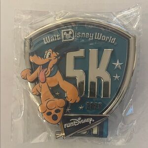 2025 RunDisney 5K medal